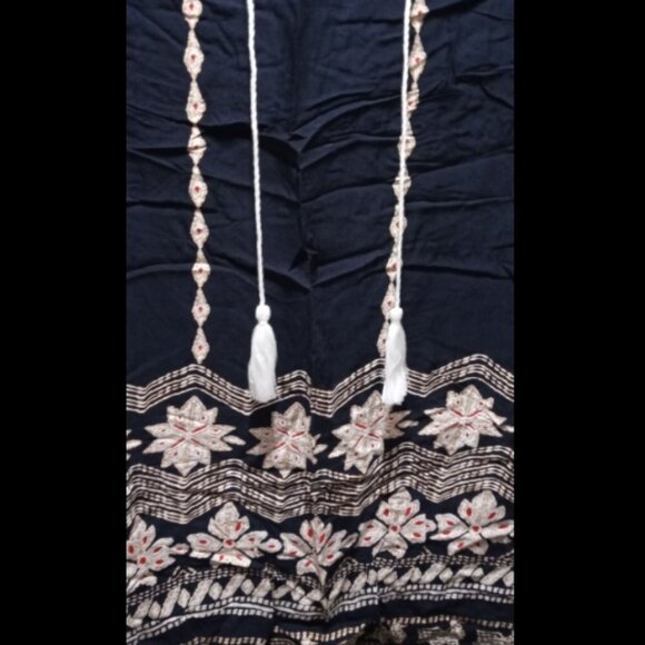 Fancyqube free flowing Women's Top - Sz. L - Picture 2 of 6